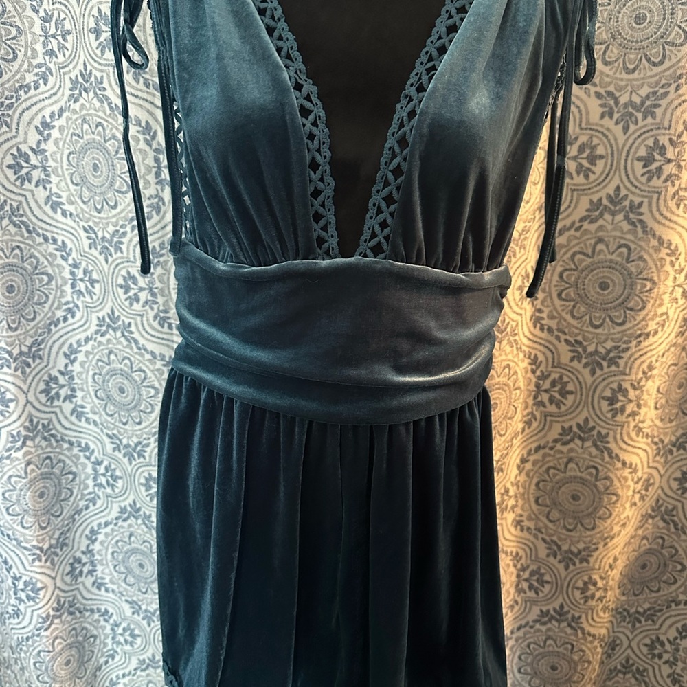 Adorable Teal Velvet Romper   with Lace Trim.  NWT XL
